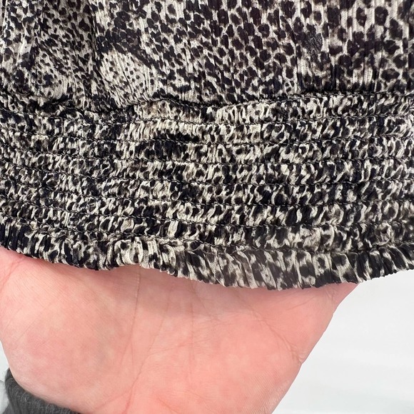 Free People Womens Roma Chiffon Top Medium Black Gray Snake Combo Ruffle Smocked - Picture 8 of 12